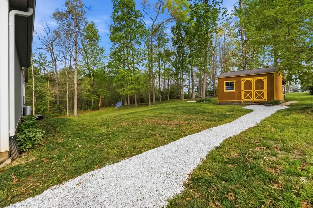 217 N E Highway 1248 Somerset KY 42503