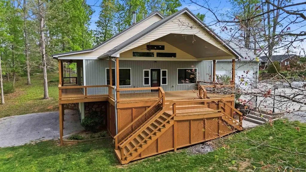 217 N E Highway 1248 Somerset KY 42503