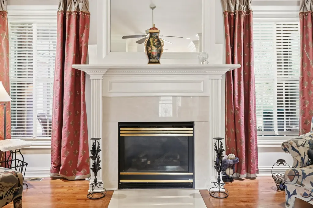 4117 John Alden Lane Lexington KY 40504