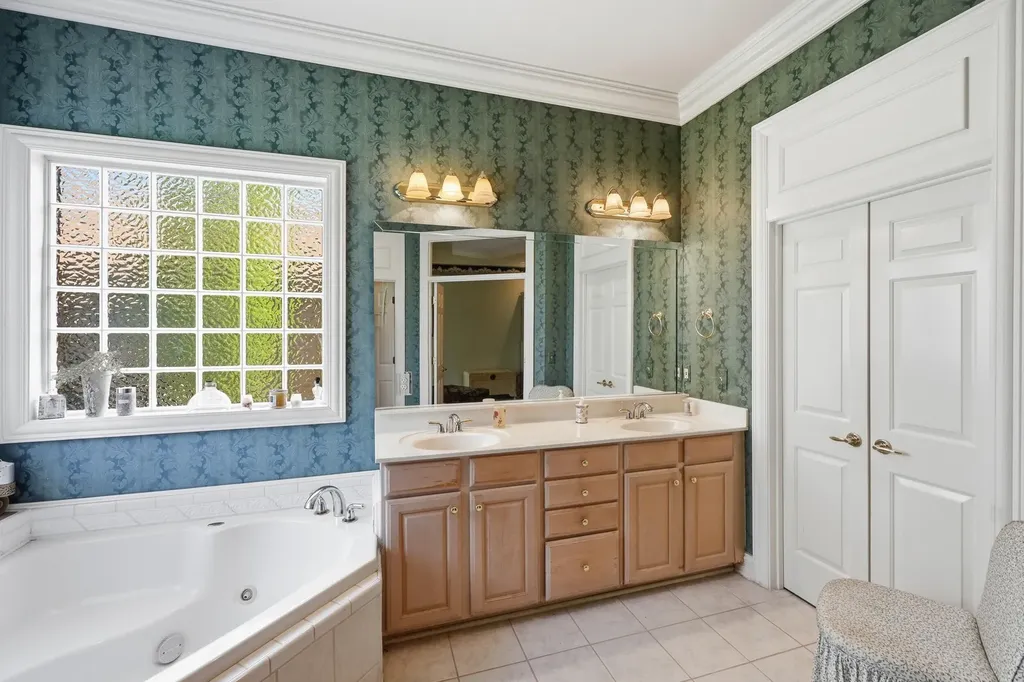 4117 John Alden Lane Lexington KY 40504