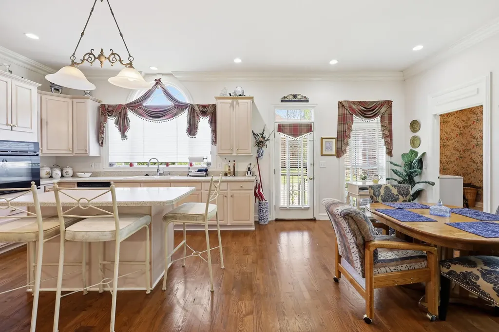 4117 John Alden Lane Lexington KY 40504