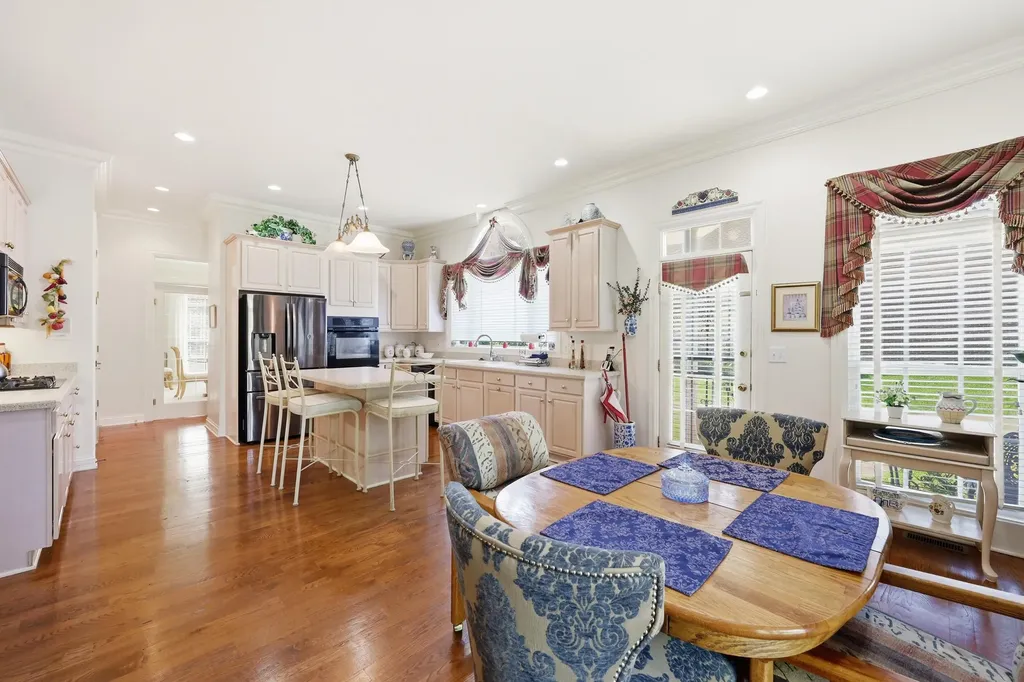 4117 John Alden Lane Lexington KY 40504