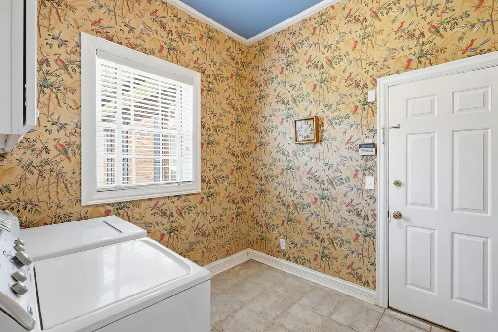 4117 John Alden Lane Lexington KY 40504