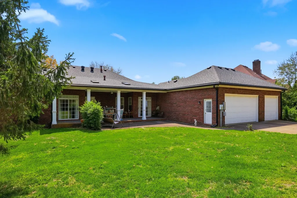 4117 John Alden Lane Lexington KY 40504