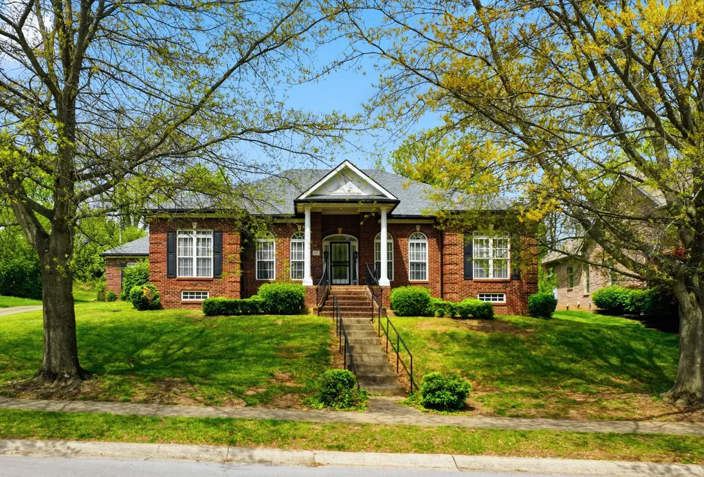 4117 John Alden Lane Lexington KY 40504