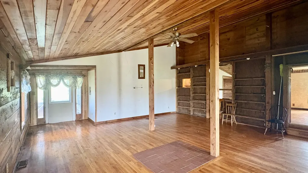 995 Pete Towles Road Owenton KY 40359
