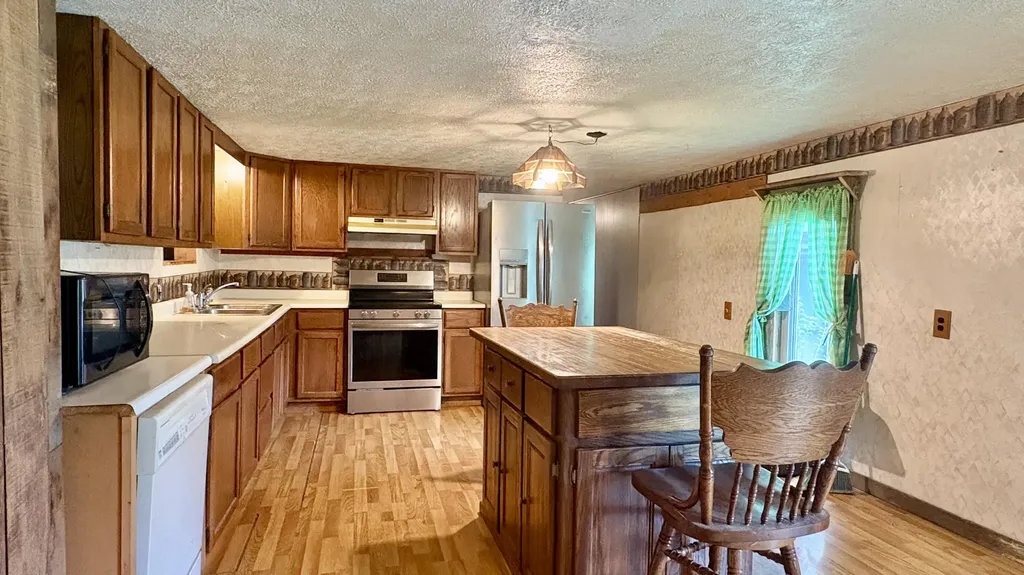 995 Pete Towles Road Owenton KY 40359