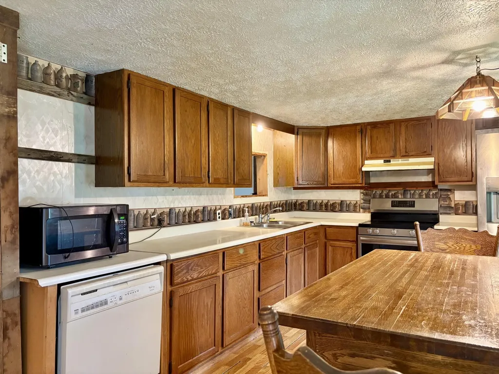 995 Pete Towles Road Owenton KY 40359