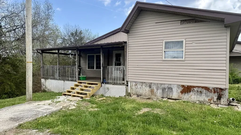 995 Pete Towles Road Owenton KY 40359