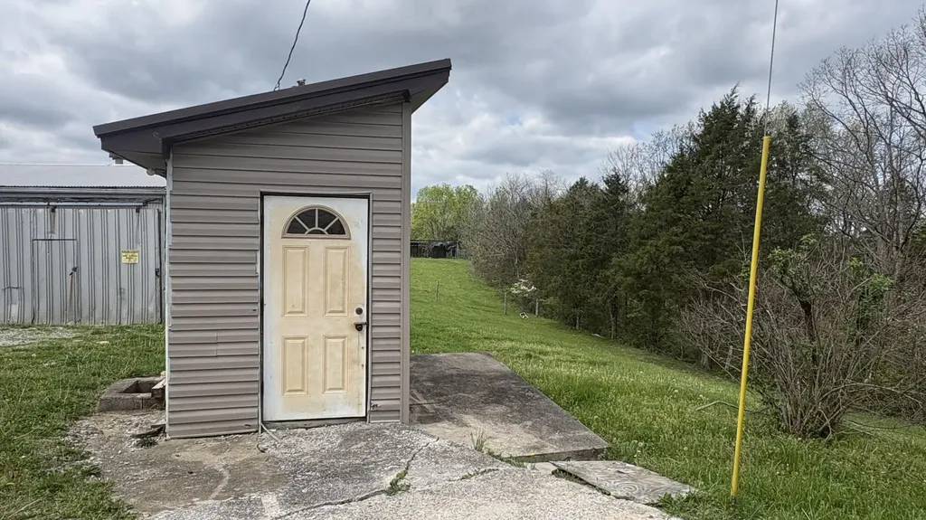 995 Pete Towles Road Owenton KY 40359
