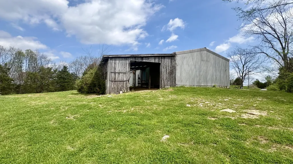995 Pete Towles Road Owenton KY 40359