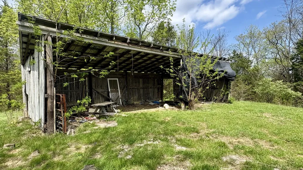 995 Pete Towles Road Owenton KY 40359