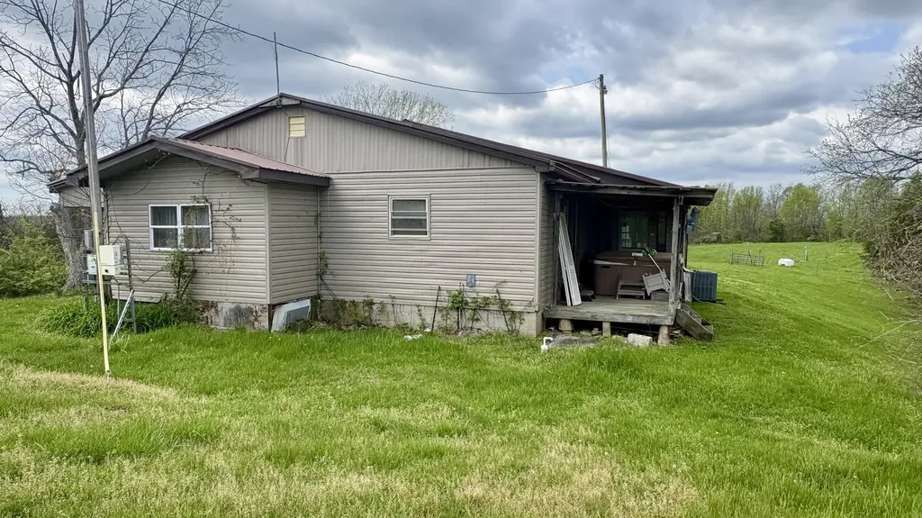 995 Pete Towles Road Owenton KY 40359