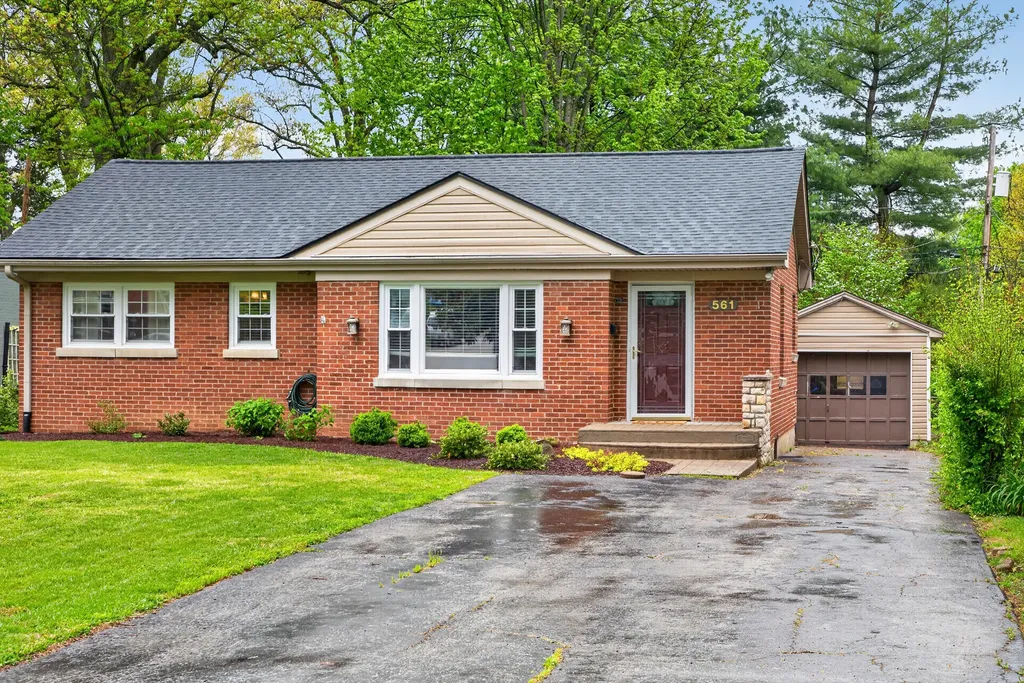 561 Claymont Drive Lexington KY 40503