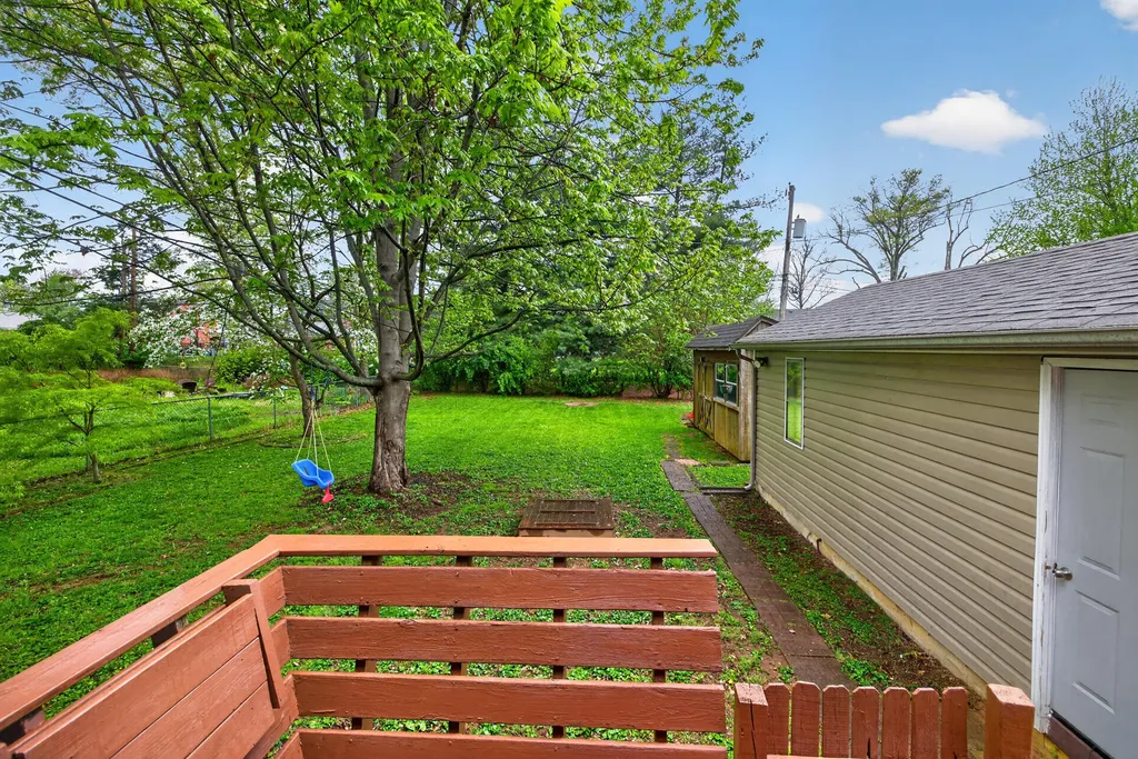 561 Claymont Drive Lexington KY 40503