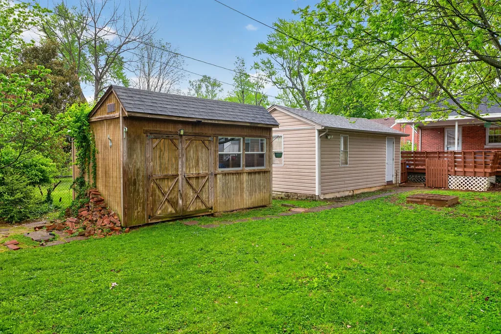 561 Claymont Drive Lexington KY 40503