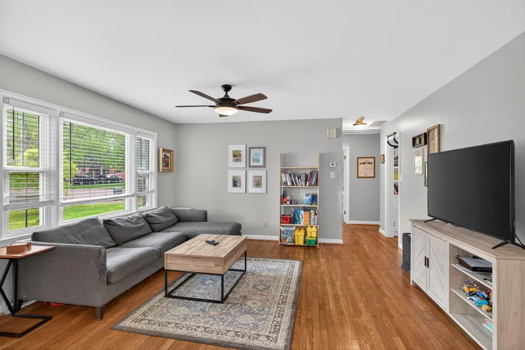 561 Claymont Drive Lexington KY 40503