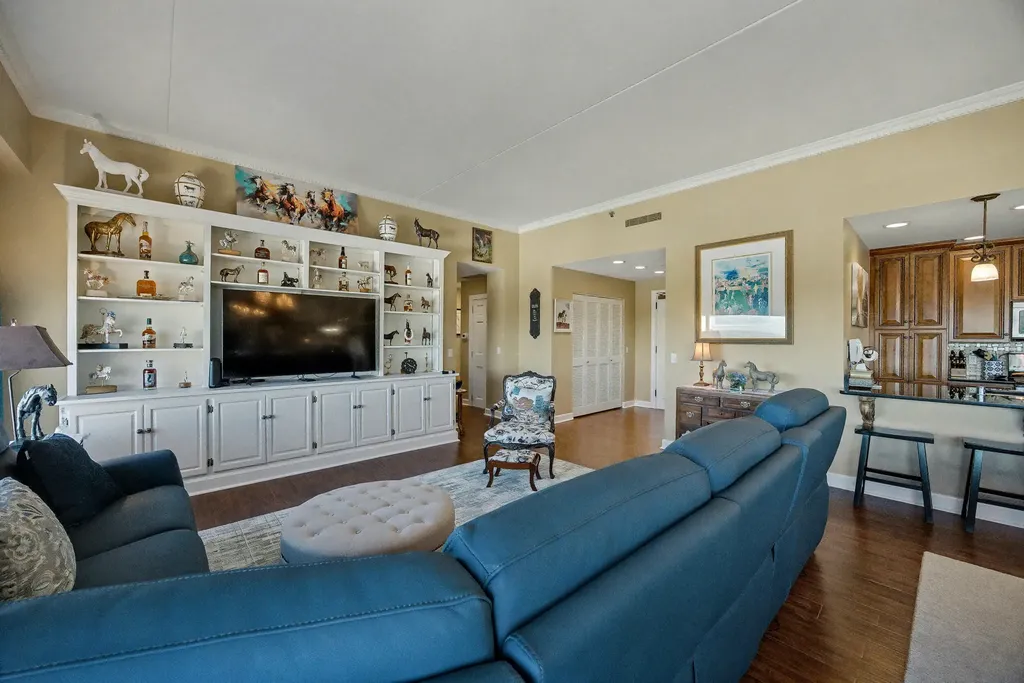 345 W Vine Street Lexington KY 40507