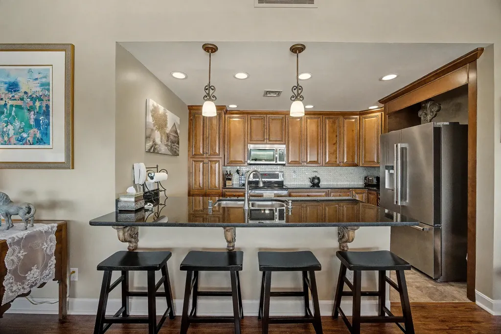 345 W Vine Street Lexington KY 40507