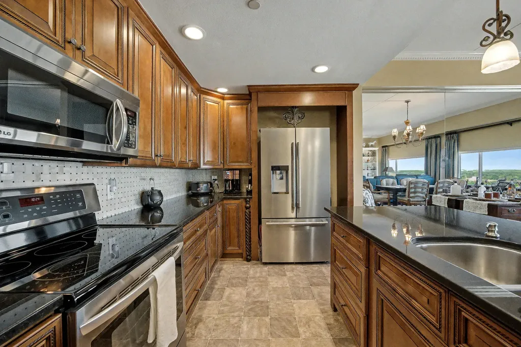 345 W Vine Street Lexington KY 40507
