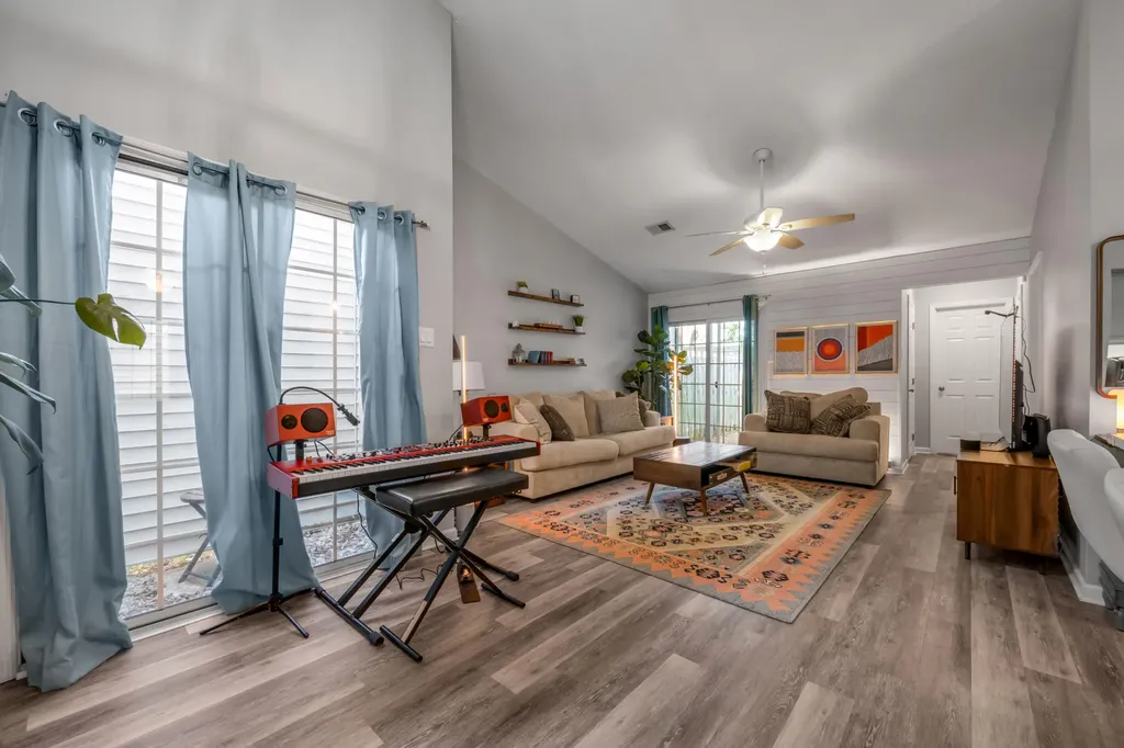 364 Bradford Colony Drive Lexington KY 40515