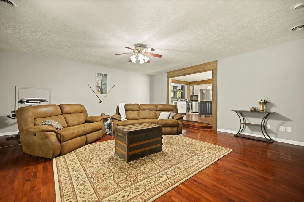 191 Armory Road Prestonsburg KY 41653