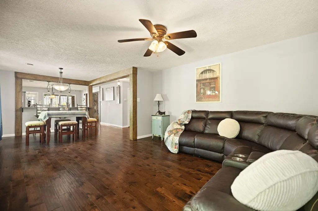 191 Armory Road Prestonsburg KY 41653