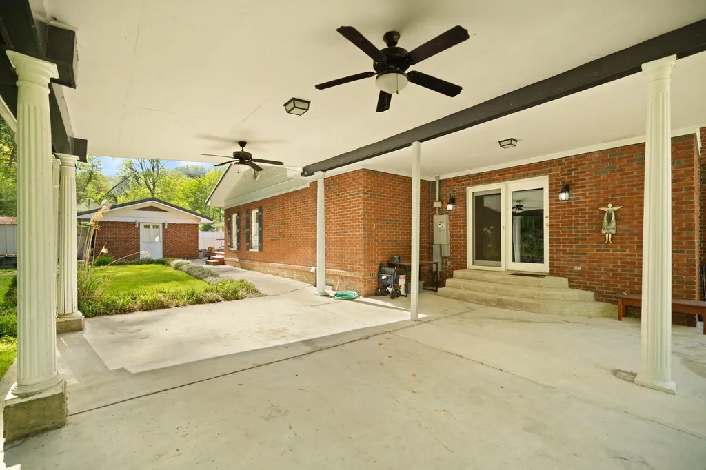 191 Armory Road Prestonsburg KY 41653