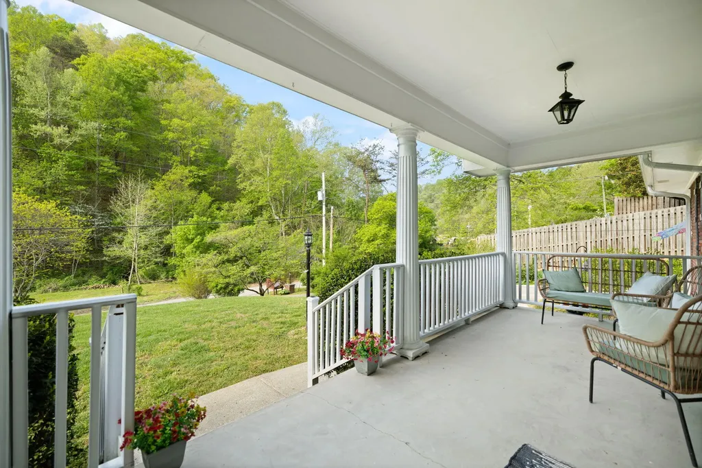 191 Armory Road Prestonsburg KY 41653