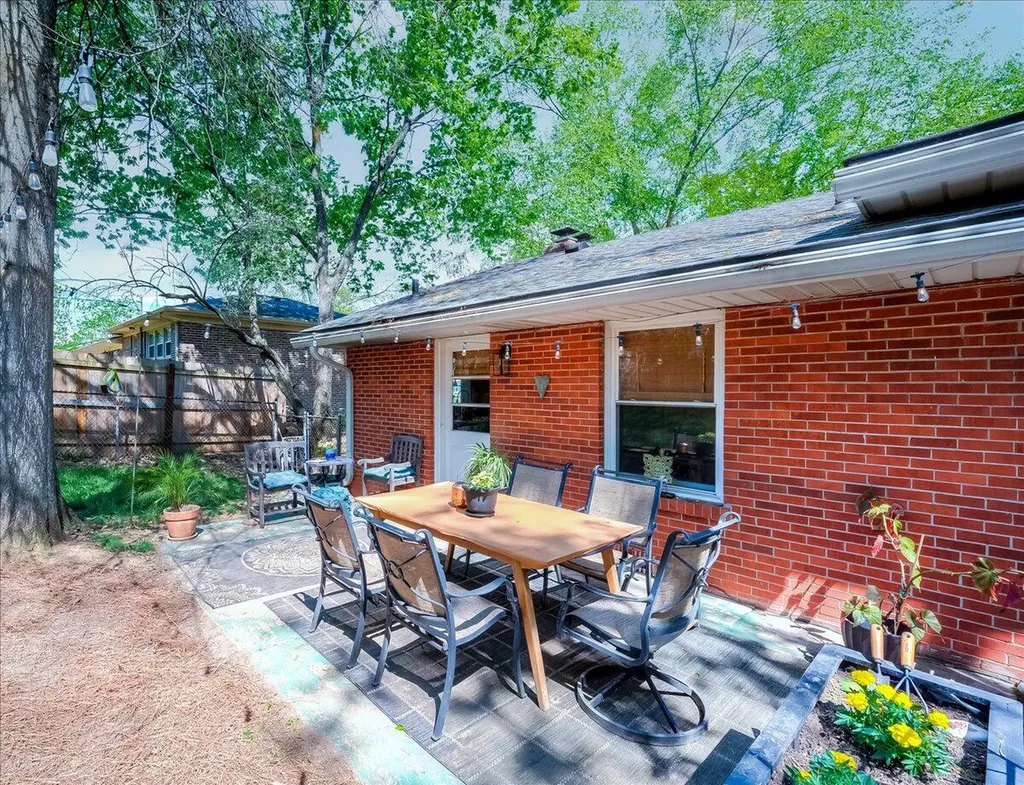 936 Maywick Drive Lexington KY 40504