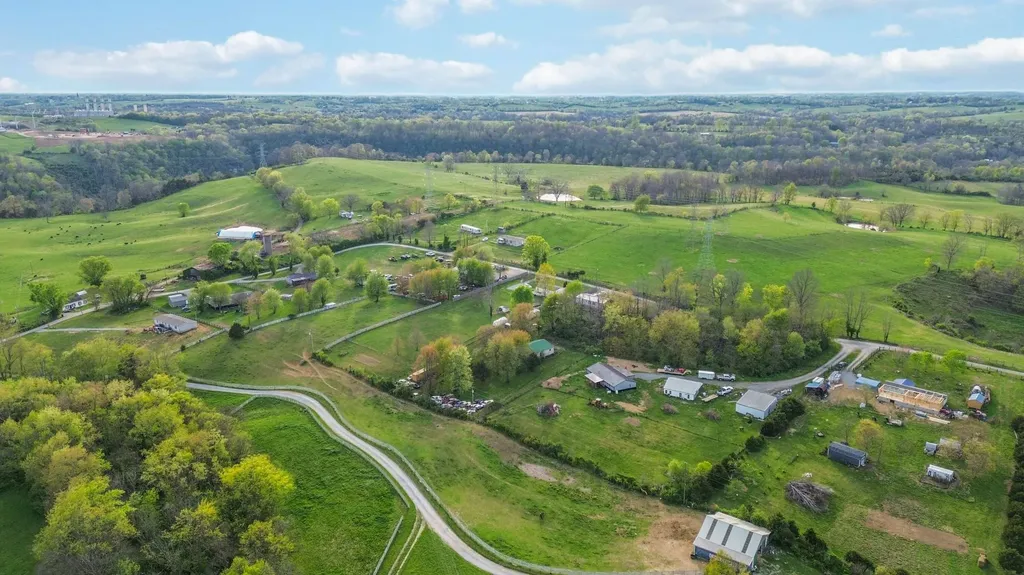 186 George Lane Road Lancaster KY 40444