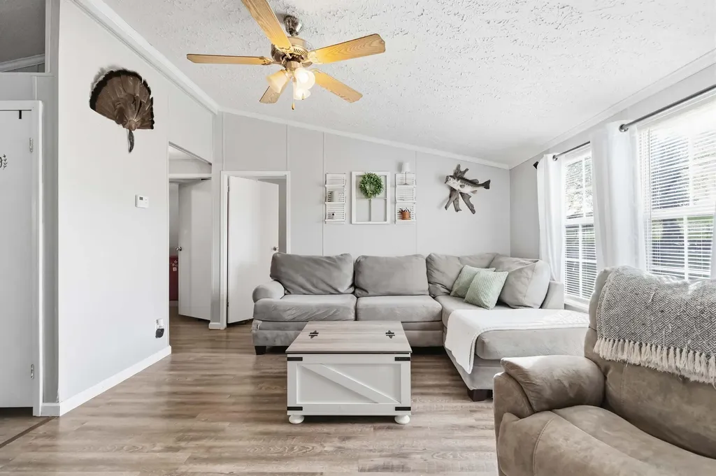 186 George Lane Road Lancaster KY 40444