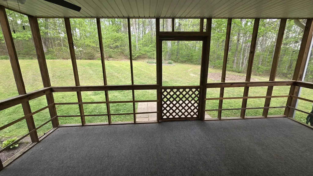 141 Ponderosa Drive London KY 40741