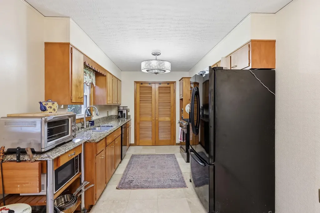 100 Evergreen Drive Lawrenceburg KY 40342