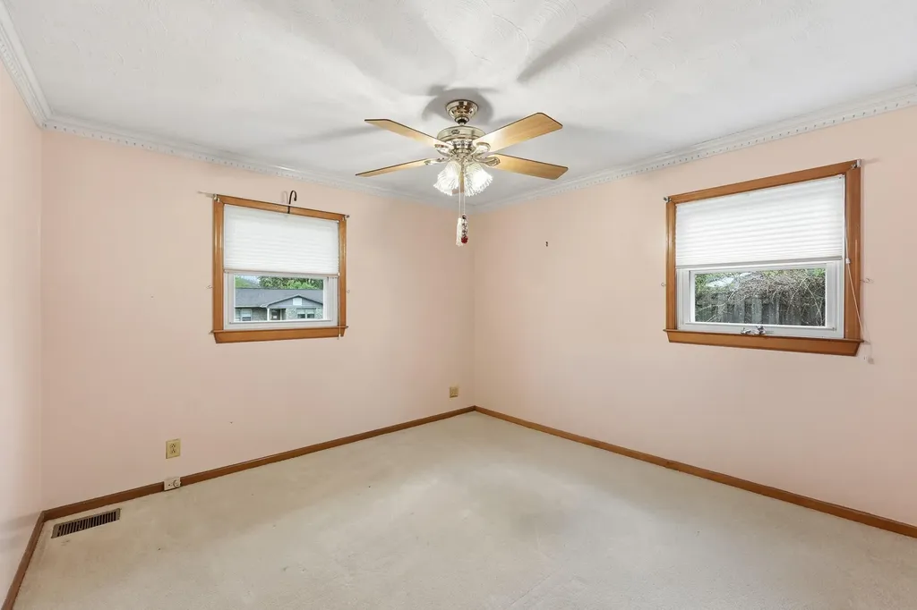 100 Evergreen Drive Lawrenceburg KY 40342