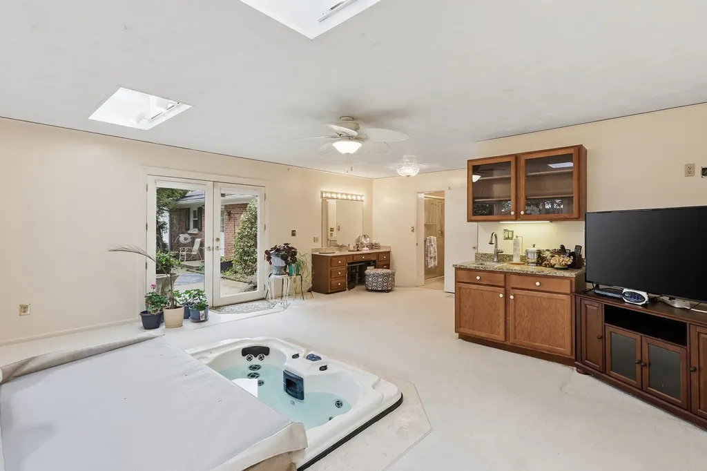 100 Evergreen Drive Lawrenceburg KY 40342