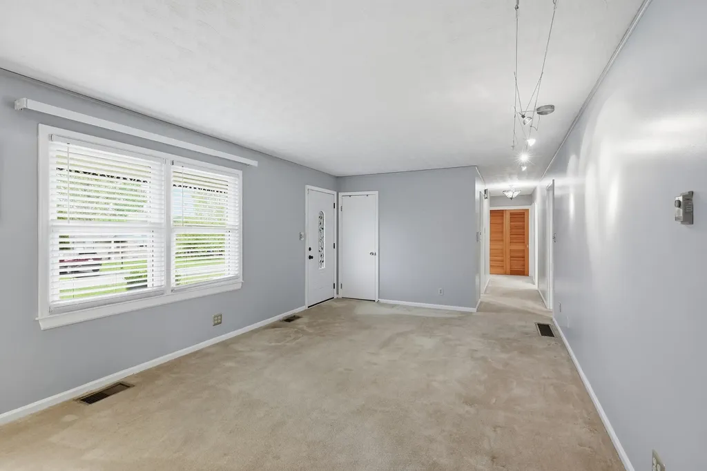 100 Evergreen Drive Lawrenceburg KY 40342
