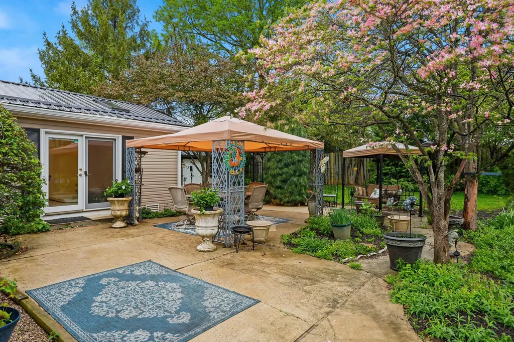100 Evergreen Drive Lawrenceburg KY 40342