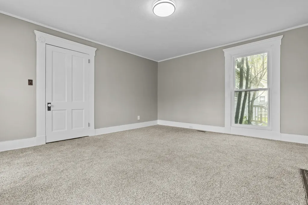 208 Holmes Street Frankfort KY 40601