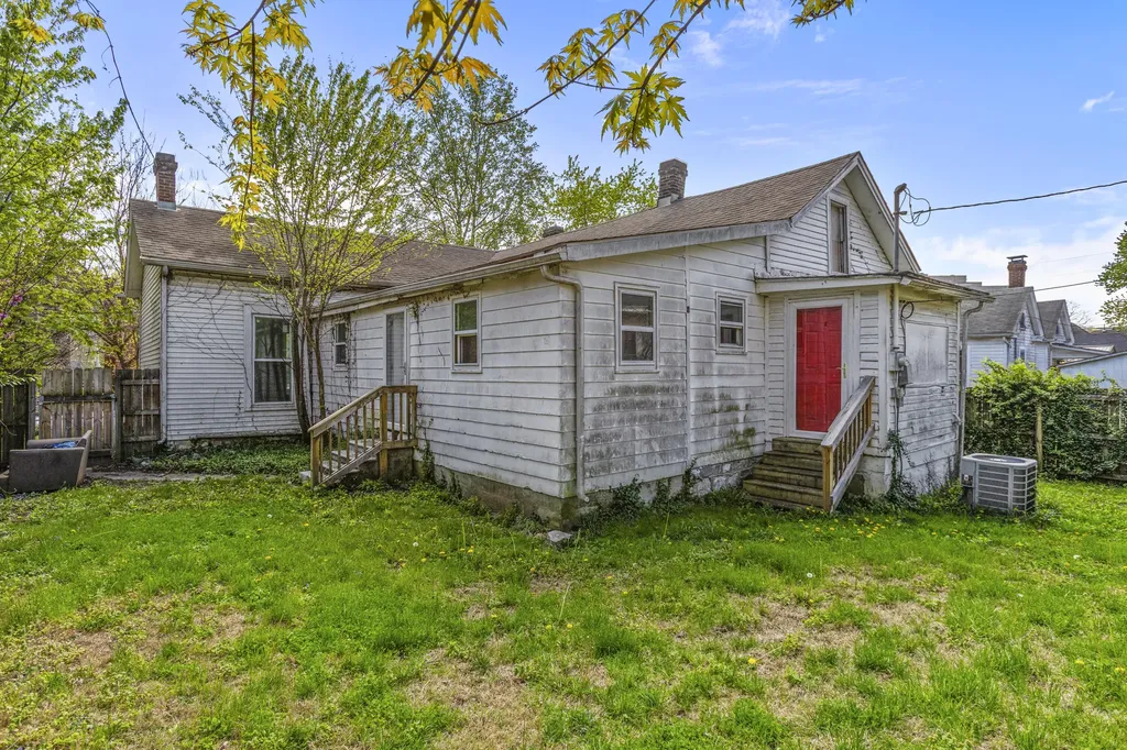 208 Holmes Street Frankfort KY 40601