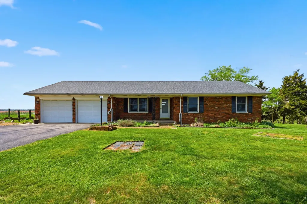 1330 Curry Pike Harrodsburg KY 40330