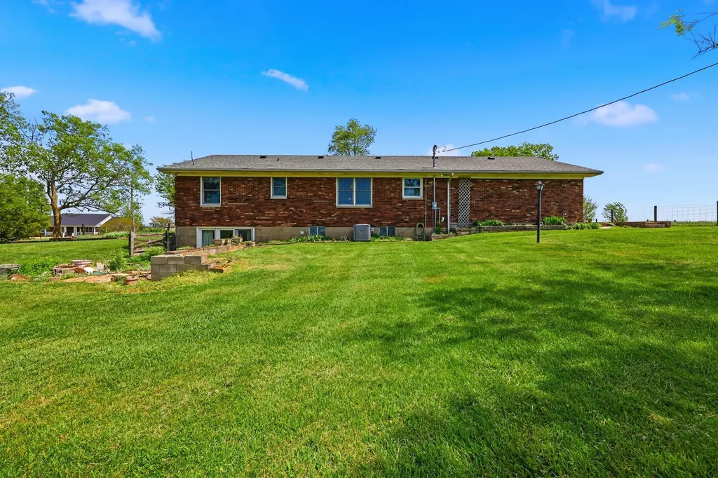 1330 Curry Pike Harrodsburg KY 40330