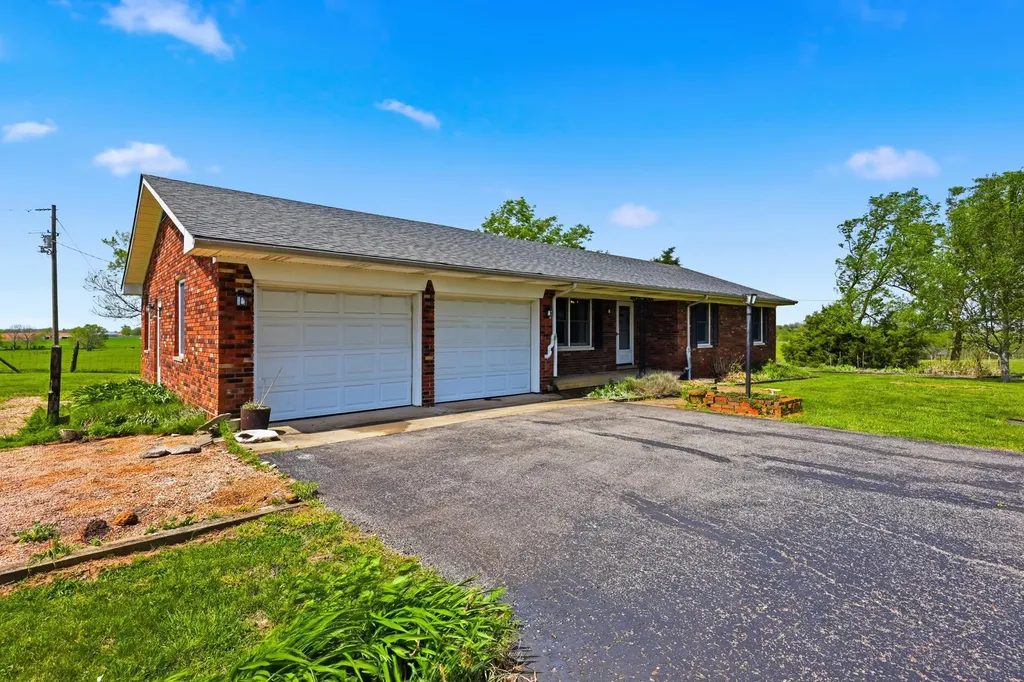 1330 Curry Pike Harrodsburg KY 40330