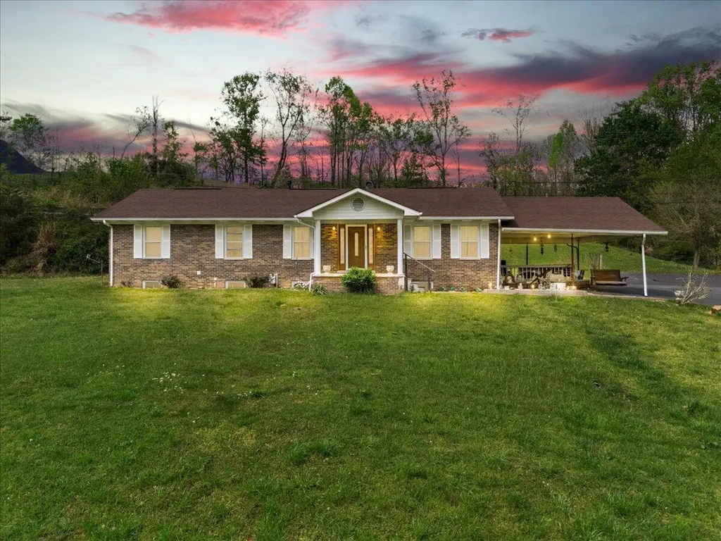 2922 State Highway 1232 Gray KY 40734