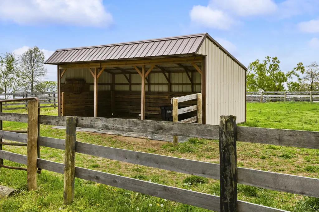2426 Mccauley Road Wilmore KY 40390