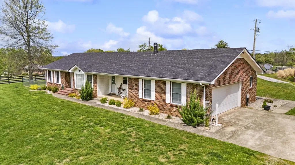 2426 Mccauley Road Wilmore KY 40390