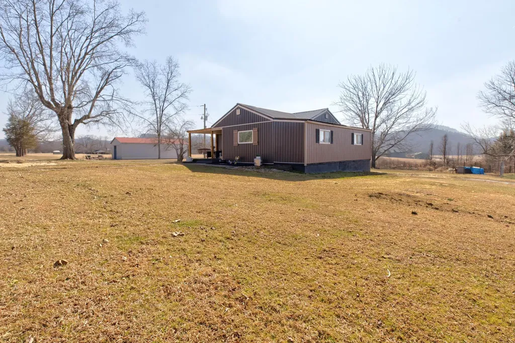 12625 Main Street Jeffersonville KY 40337