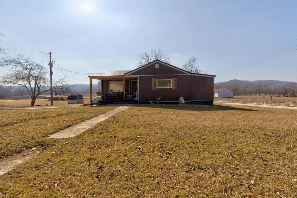 12625 Main Street Jeffersonville KY 40337