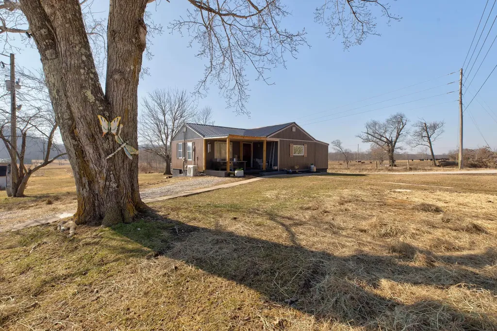 12625 Main Street Jeffersonville KY 40337