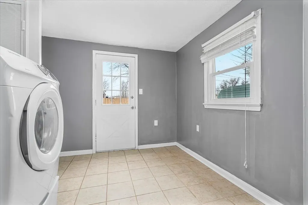 515 Berlin Drive Versailles KY 40383